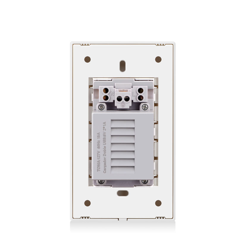 Main-04-8 wall plugs with 2 usb sockets